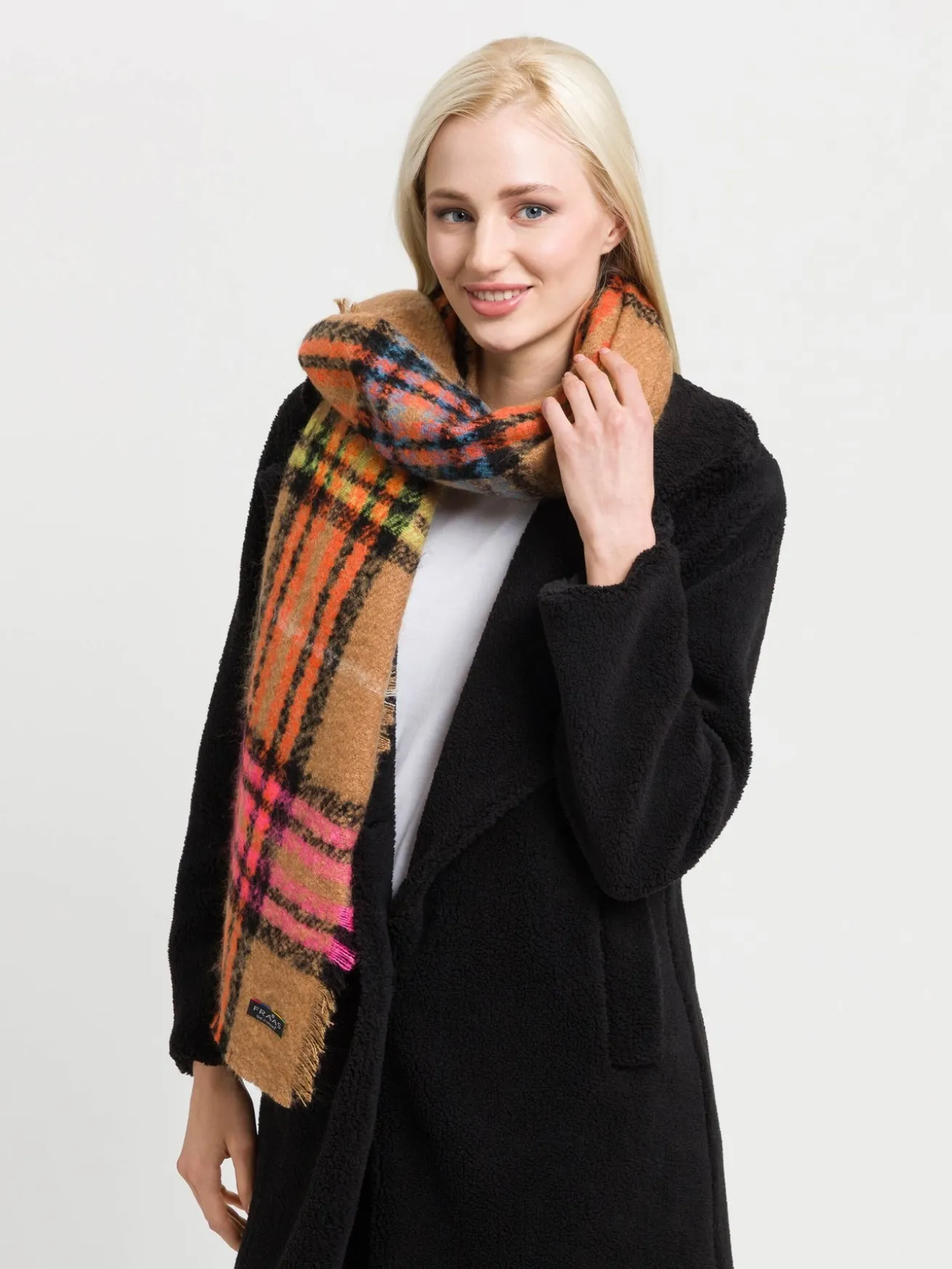 Cashmink-Stola mit FRAAS Plaid Karo - Made in Germany