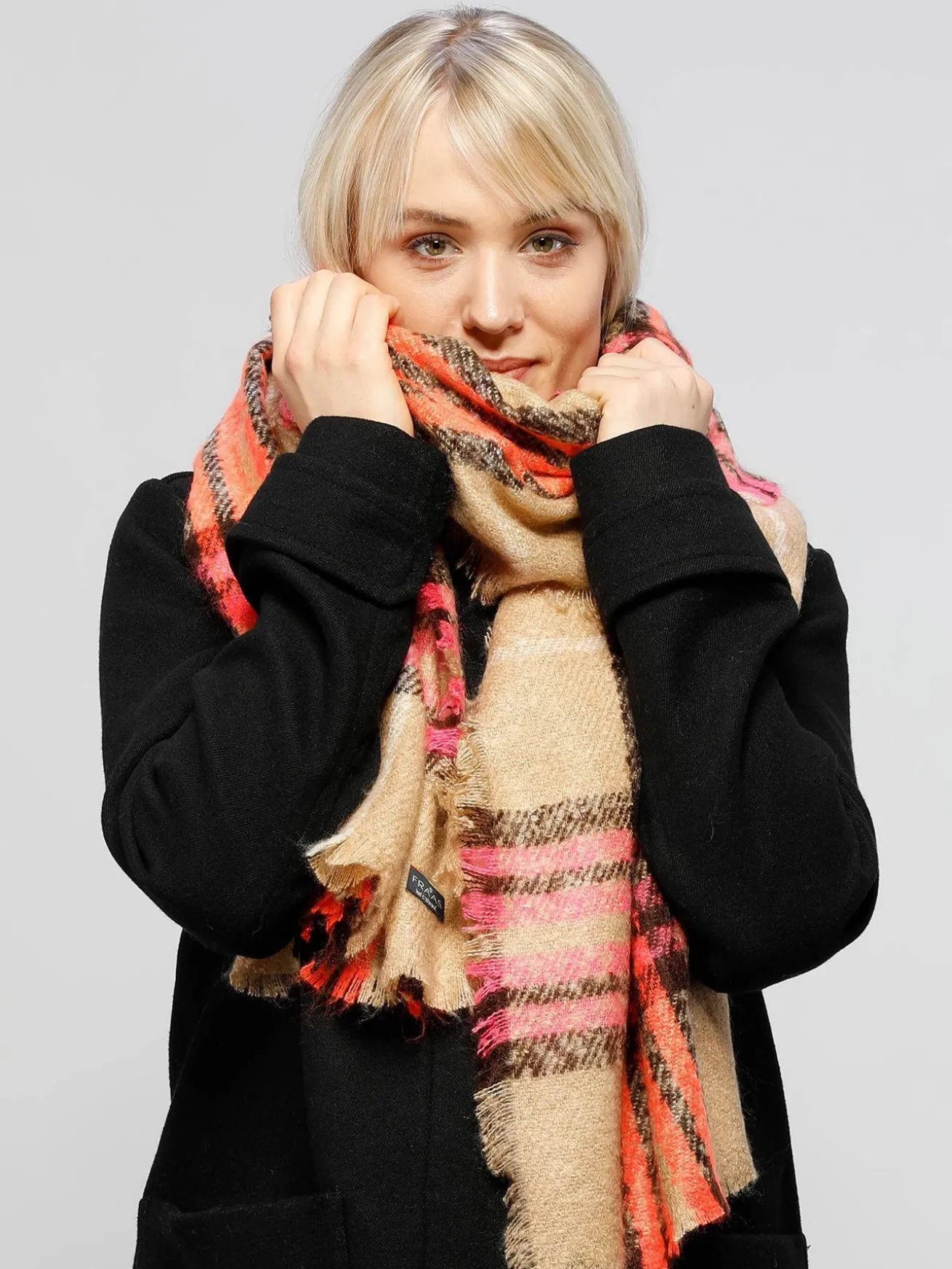 Cashmink-Stola mit FRAAS Plaid Karo - Made in Germany