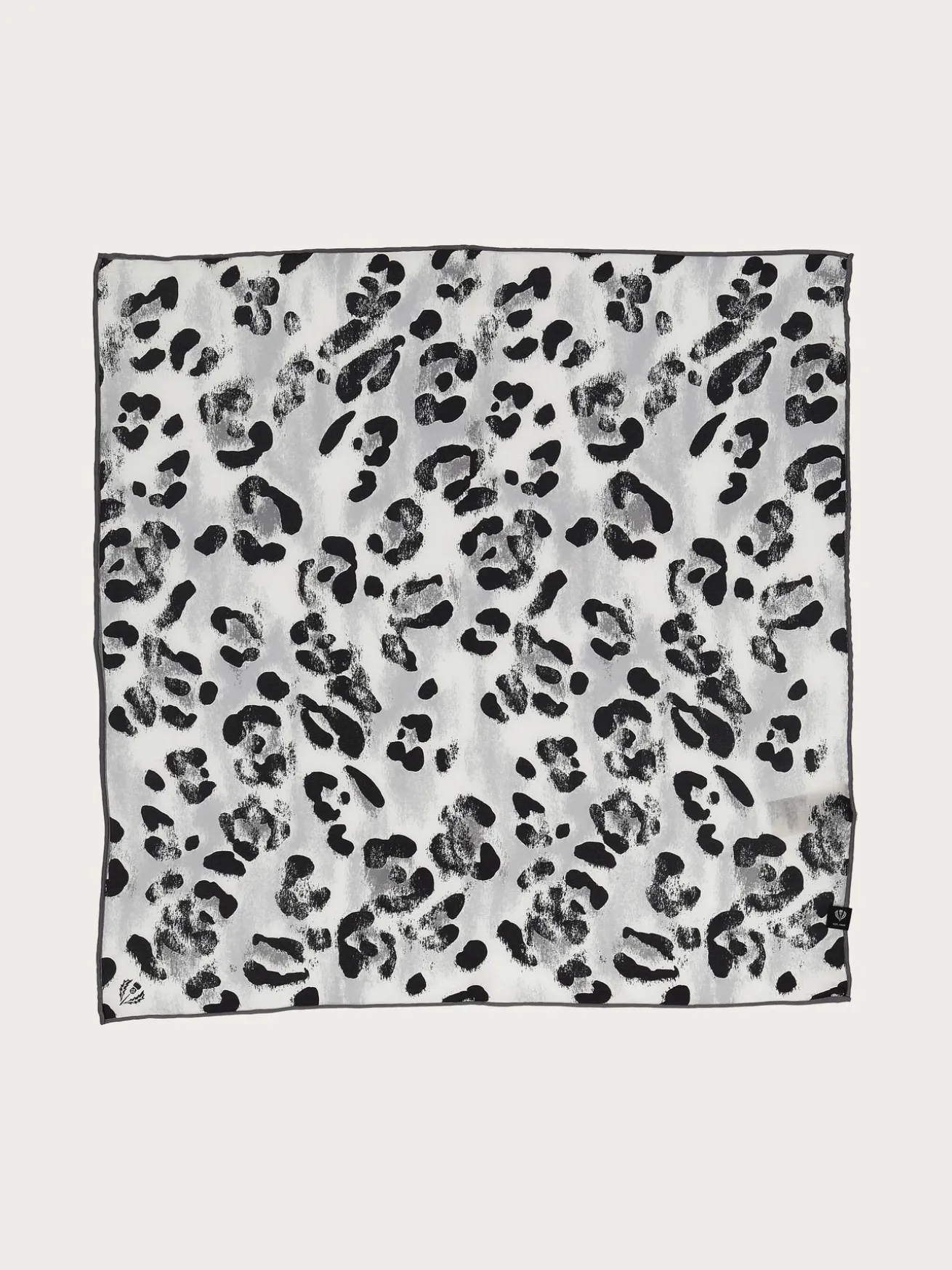 Nickituch aus reiner Seide mit Animal Print