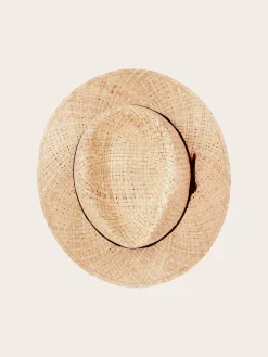 Sommerlicher bugatti Strohhut aus Raffia mit Lederband