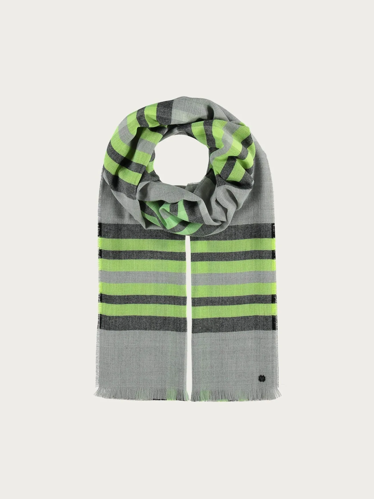 Stola mit FRAAS Plaid - Made in Germany