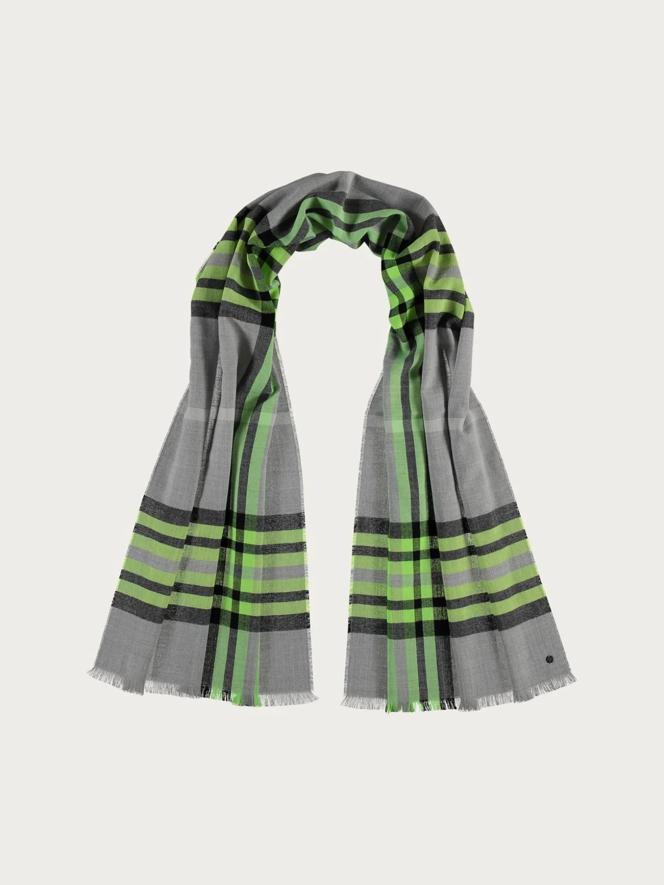 Stola mit FRAAS Plaid - Made in Germany