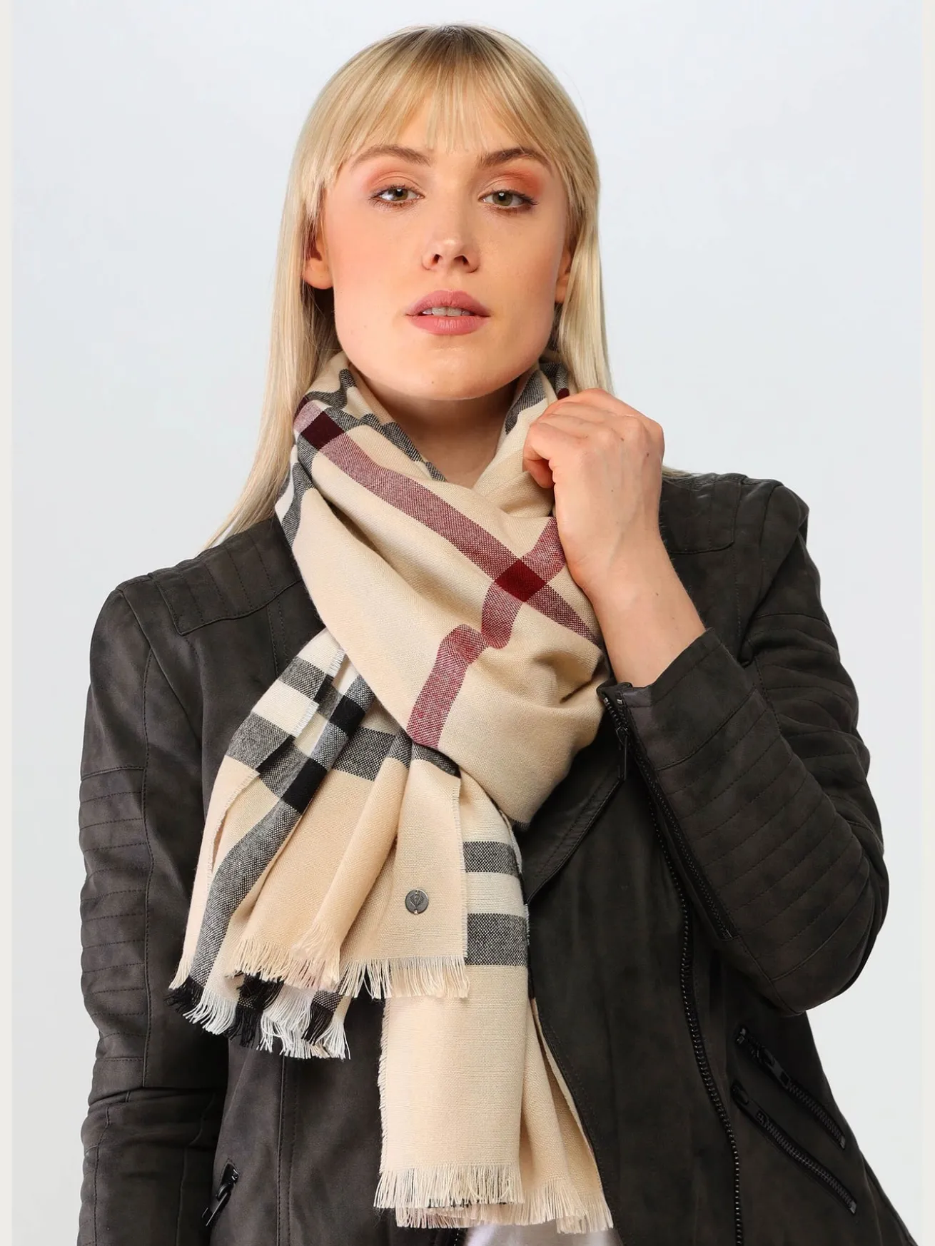 Stola mit FRAAS Plaid - Made in Germany