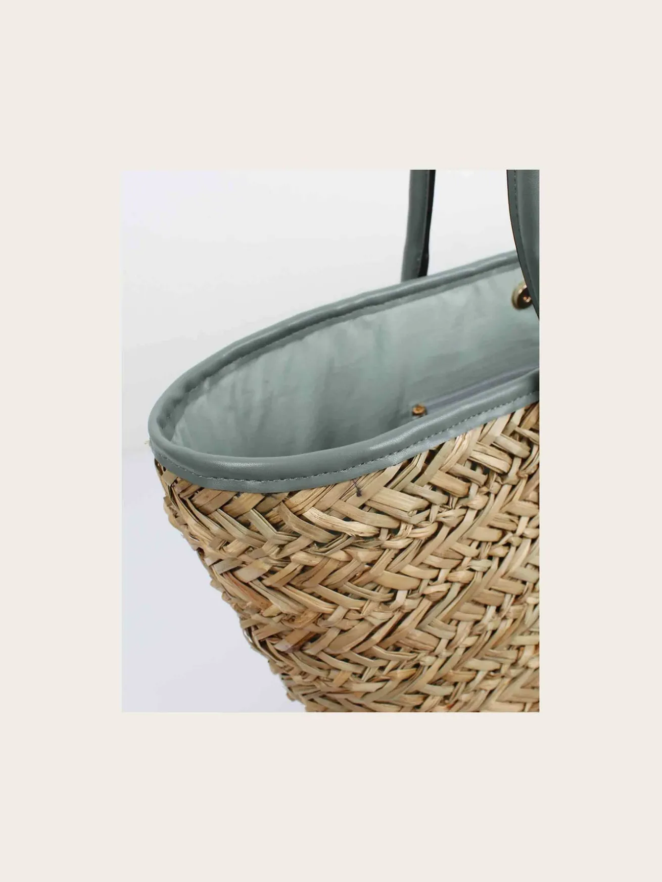 Stylische Loevenich Tasche aus Seegras mit Magnet-Verschluss