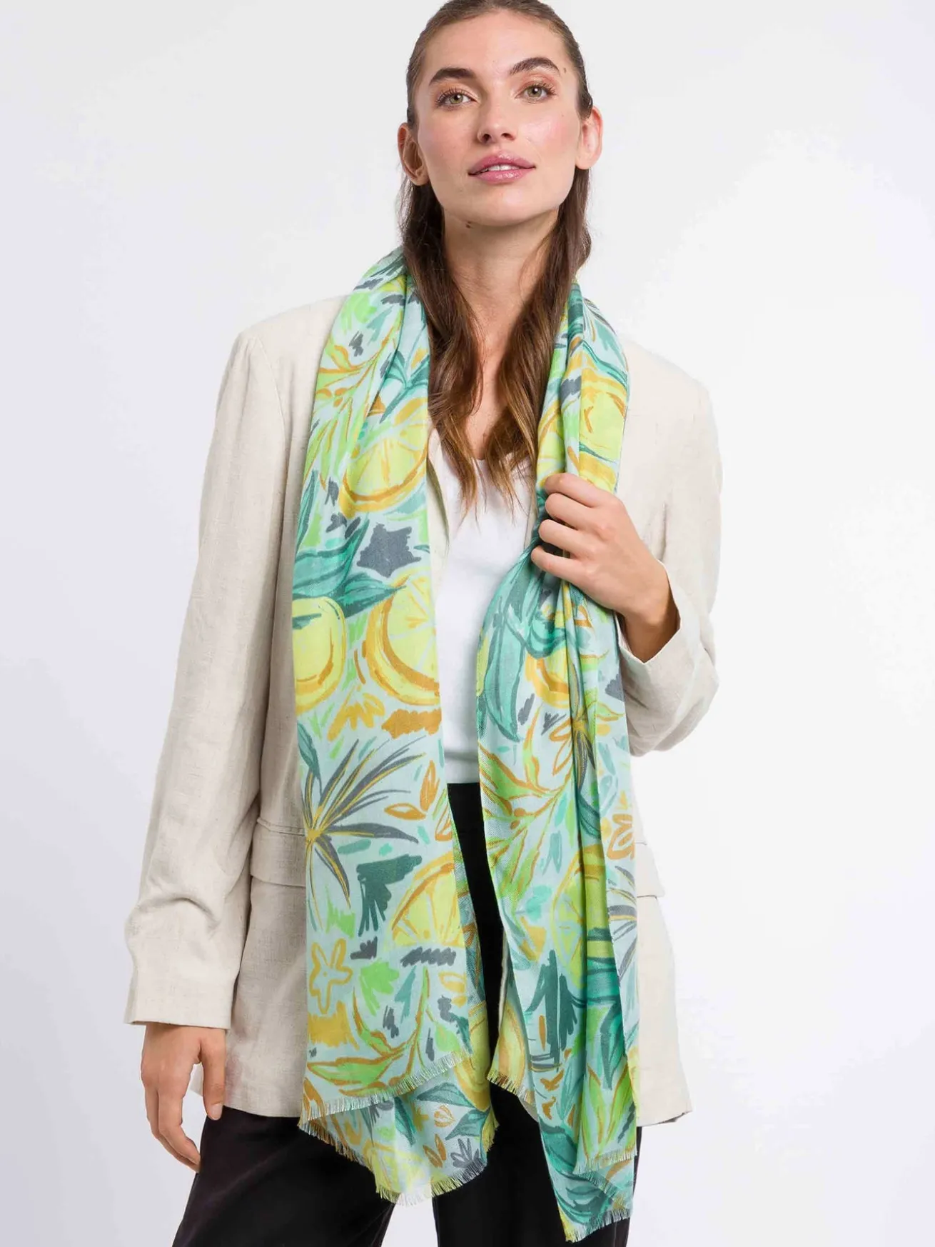 Sustainability Collection - Schal mit tropischem Pflanzen-Design aus Viskose