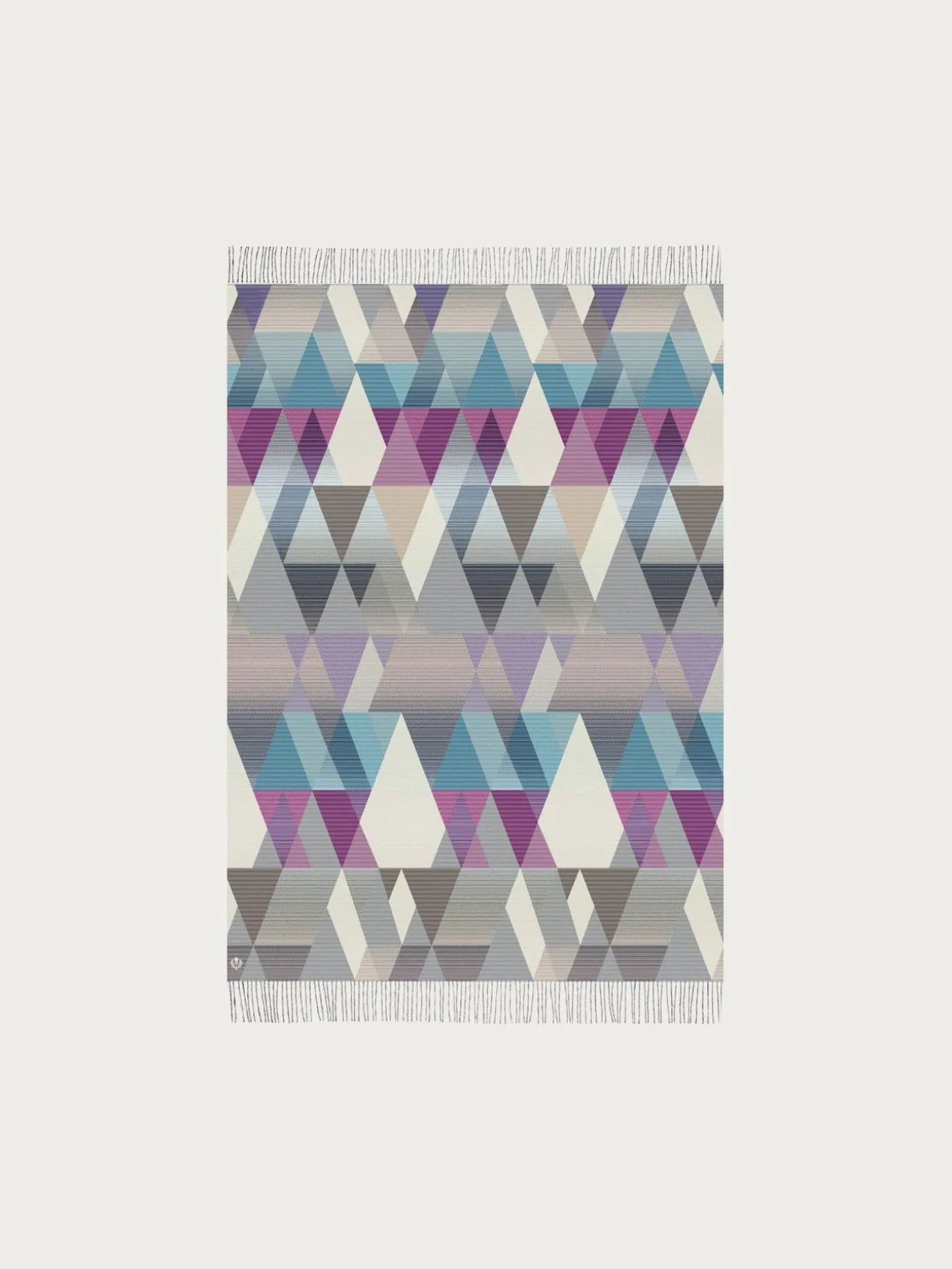 Sustainability Edition - Cashmink-Decke mit Dreieck-Design - Made in Germany