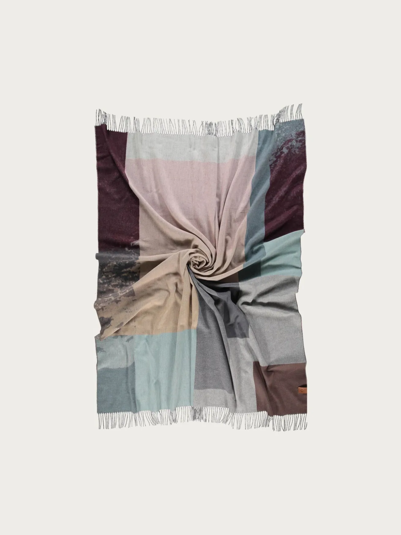 Sustainability Edition - Cashmink-Decke mit Colour Block Design - Made in Germany