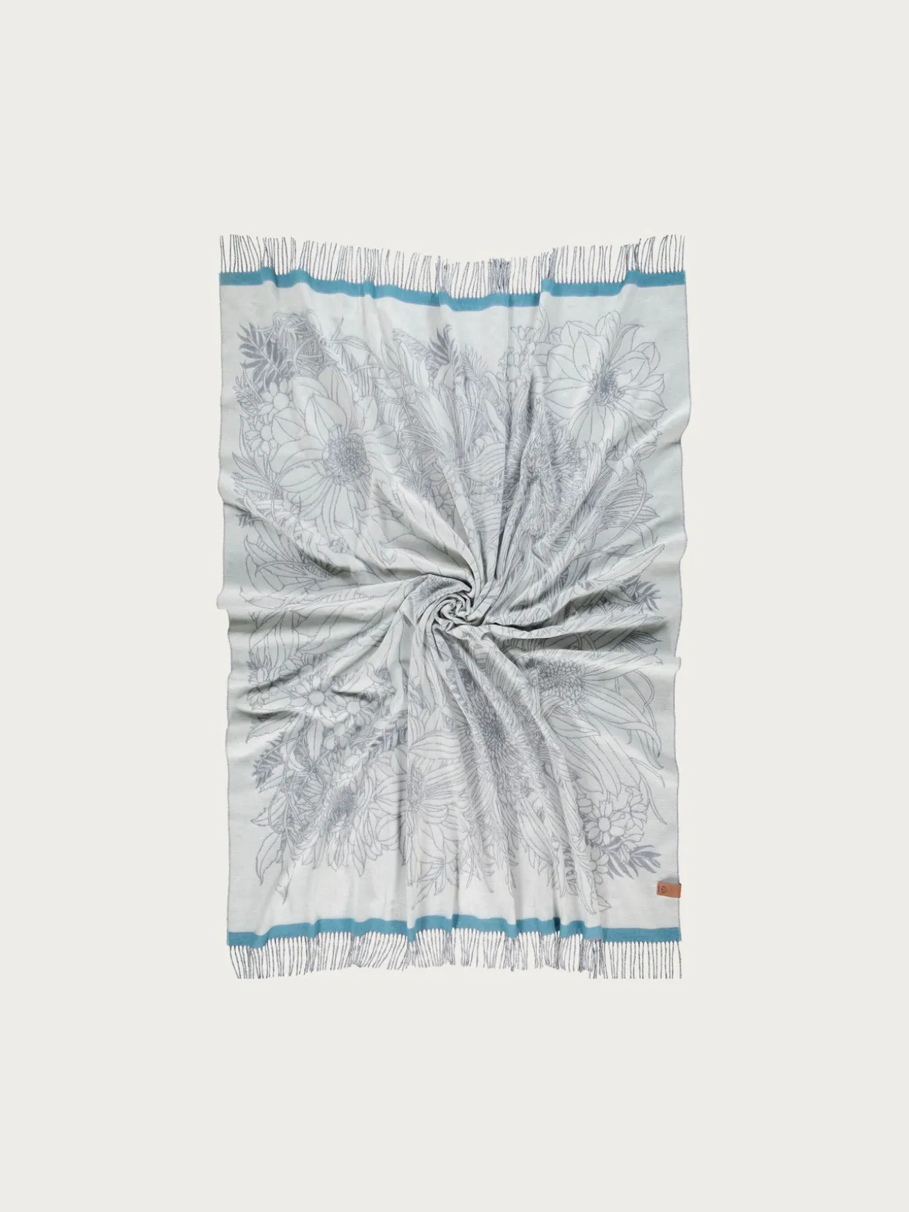 Sustainability Edition - Cashmink-Decke mit Blumen-Design - Made in Germany