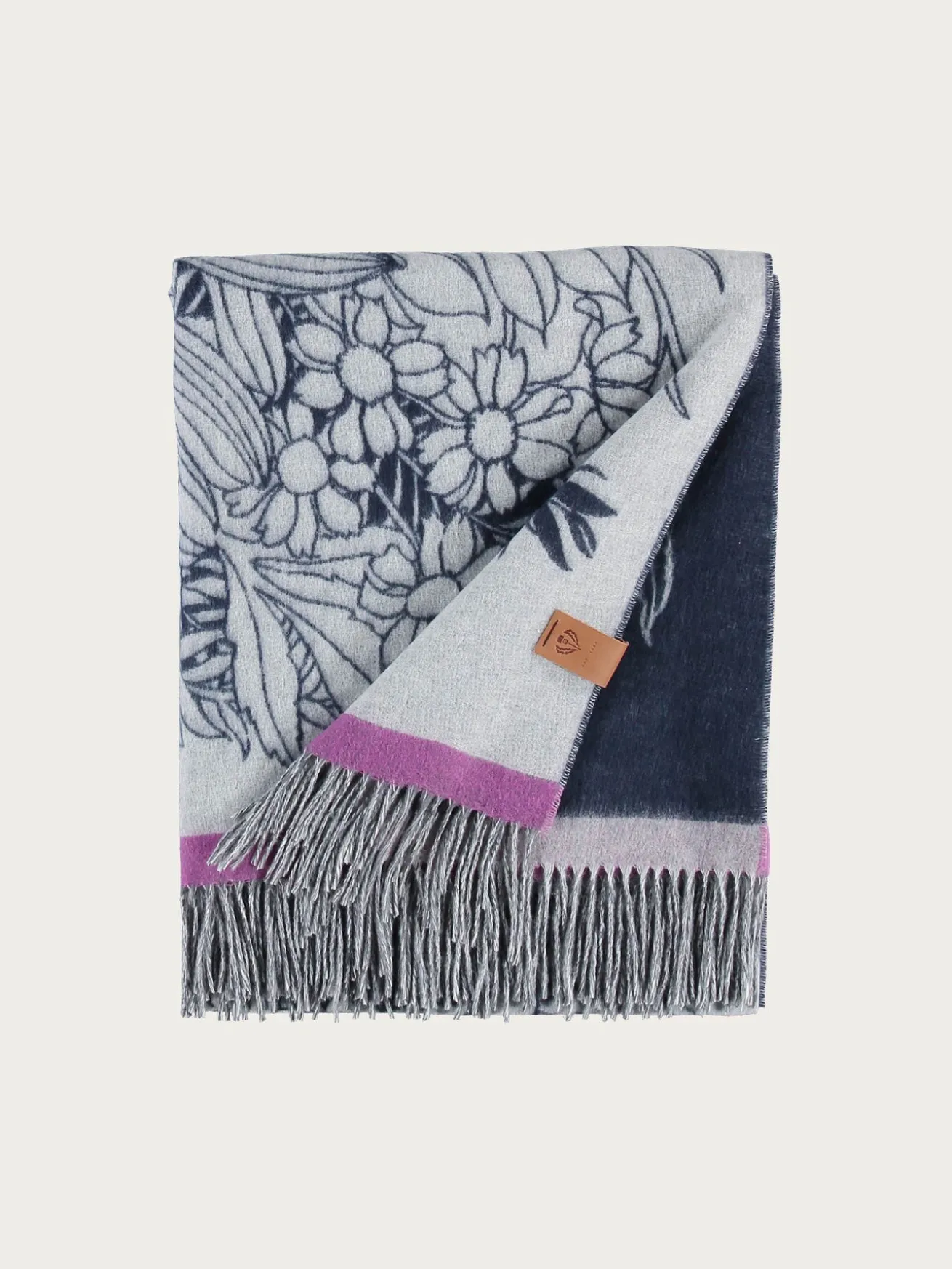 Sustainability Edition - Cashmink-Decke mit Blumen-Design - Made in Germany