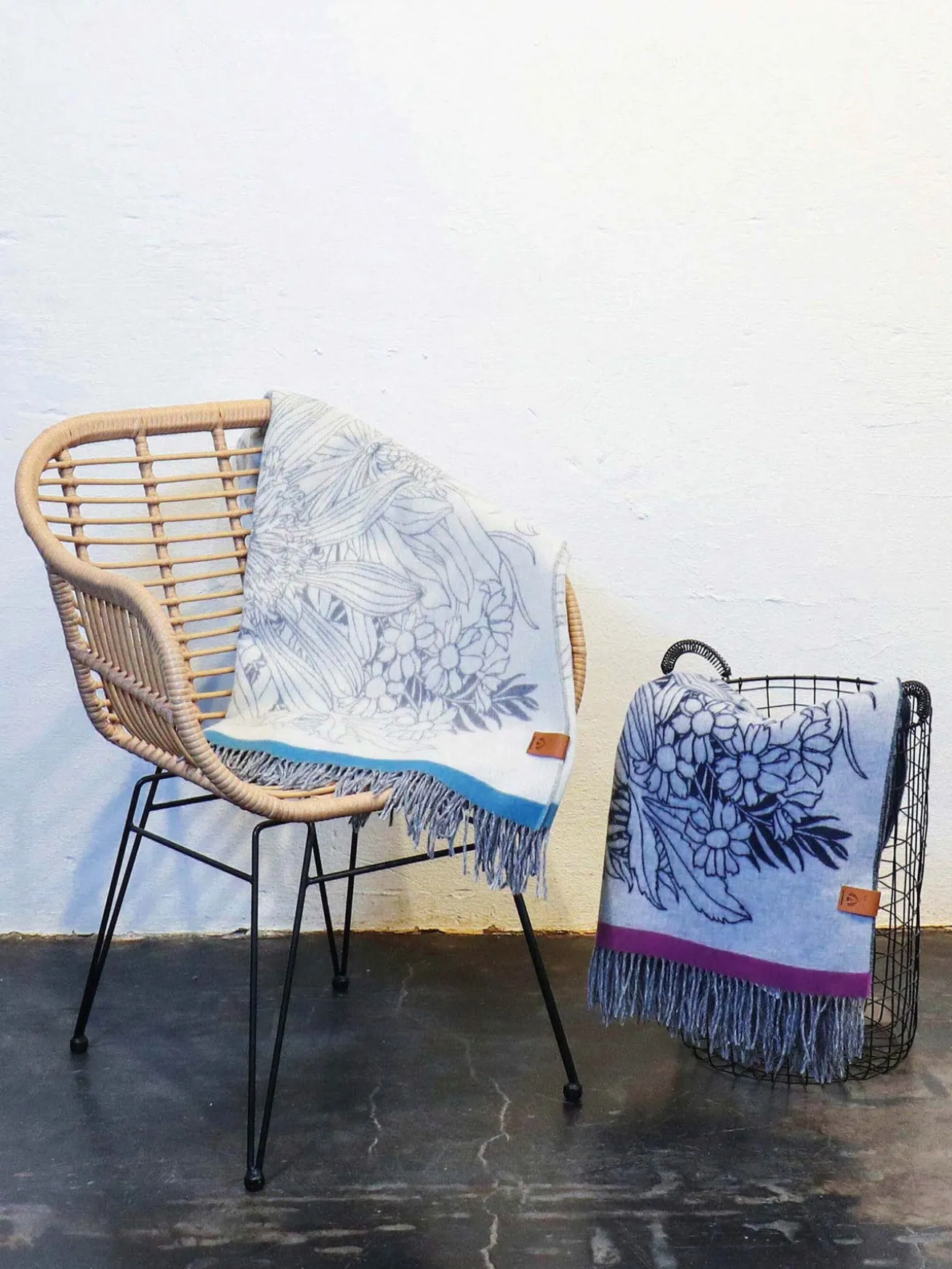 Sustainability Edition - Cashmink-Decke mit Blumen-Design - Made in Germany