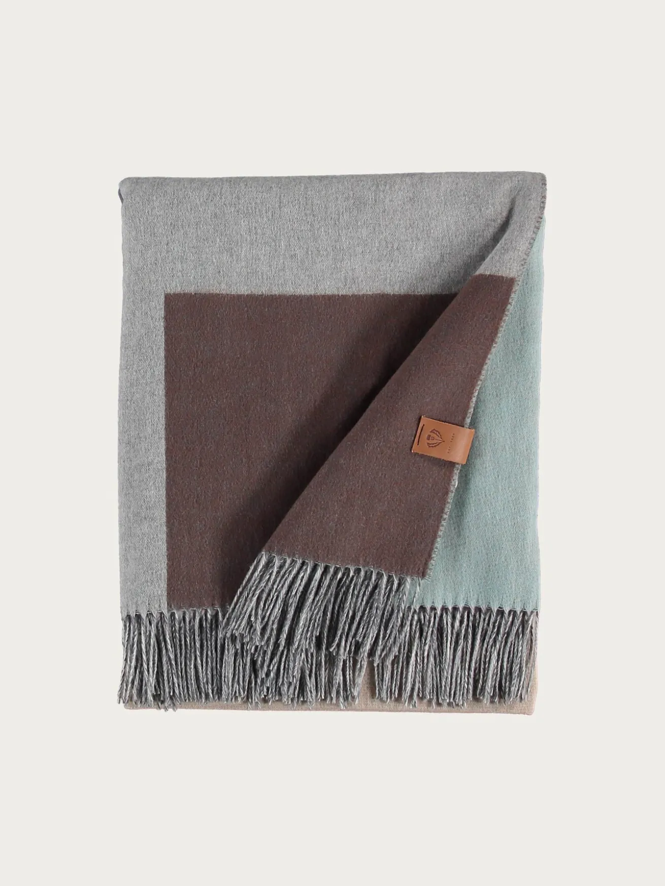 Sustainability Edition - Cashmink-Decke mit Colour Block Design - Made in Germany