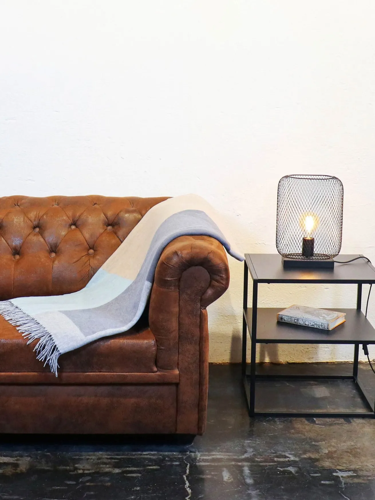 Sustainability Edition - Cashmink-Decke mit Colour Block Design - Made in Germany