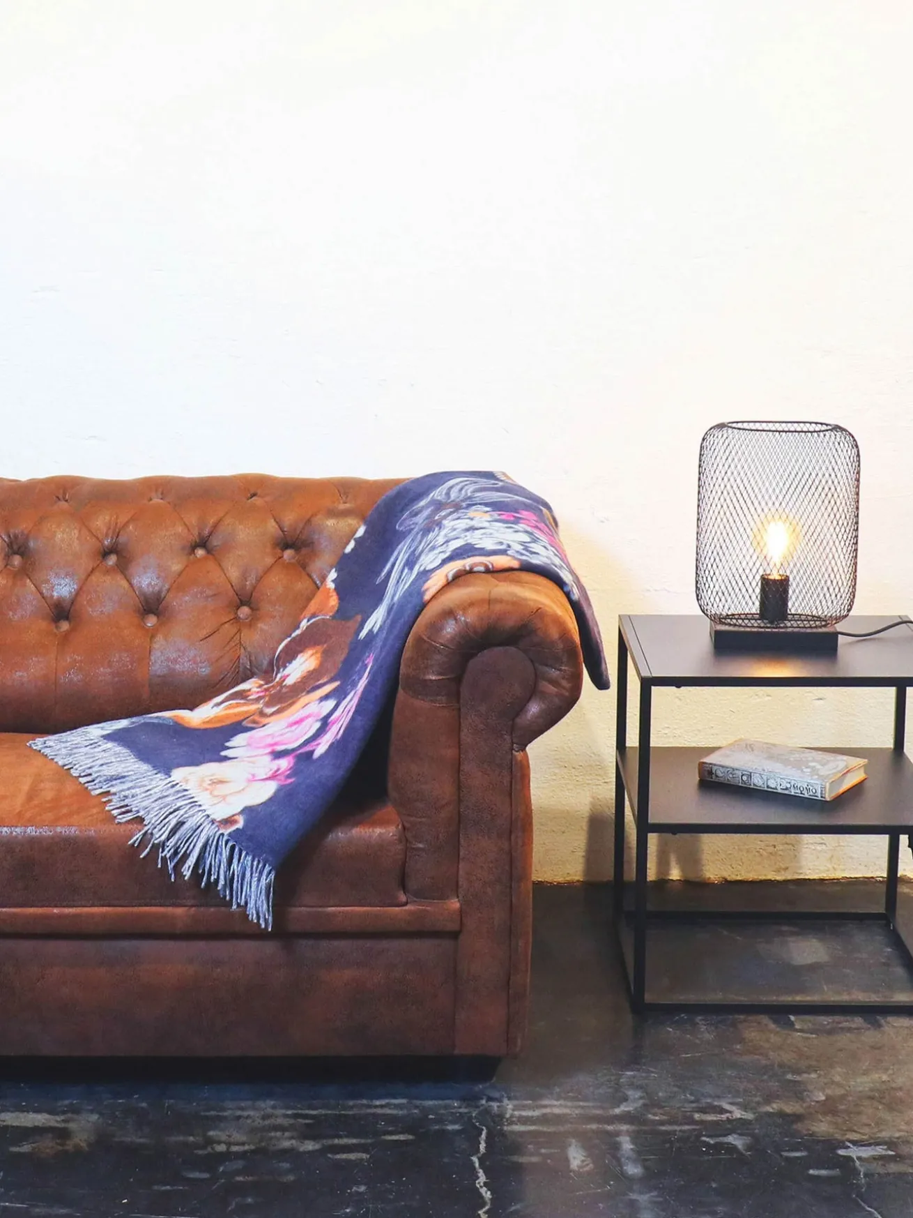 Sustainability Edition - Cashmink-Decke mit Blumenranken-Design - Made in Germany