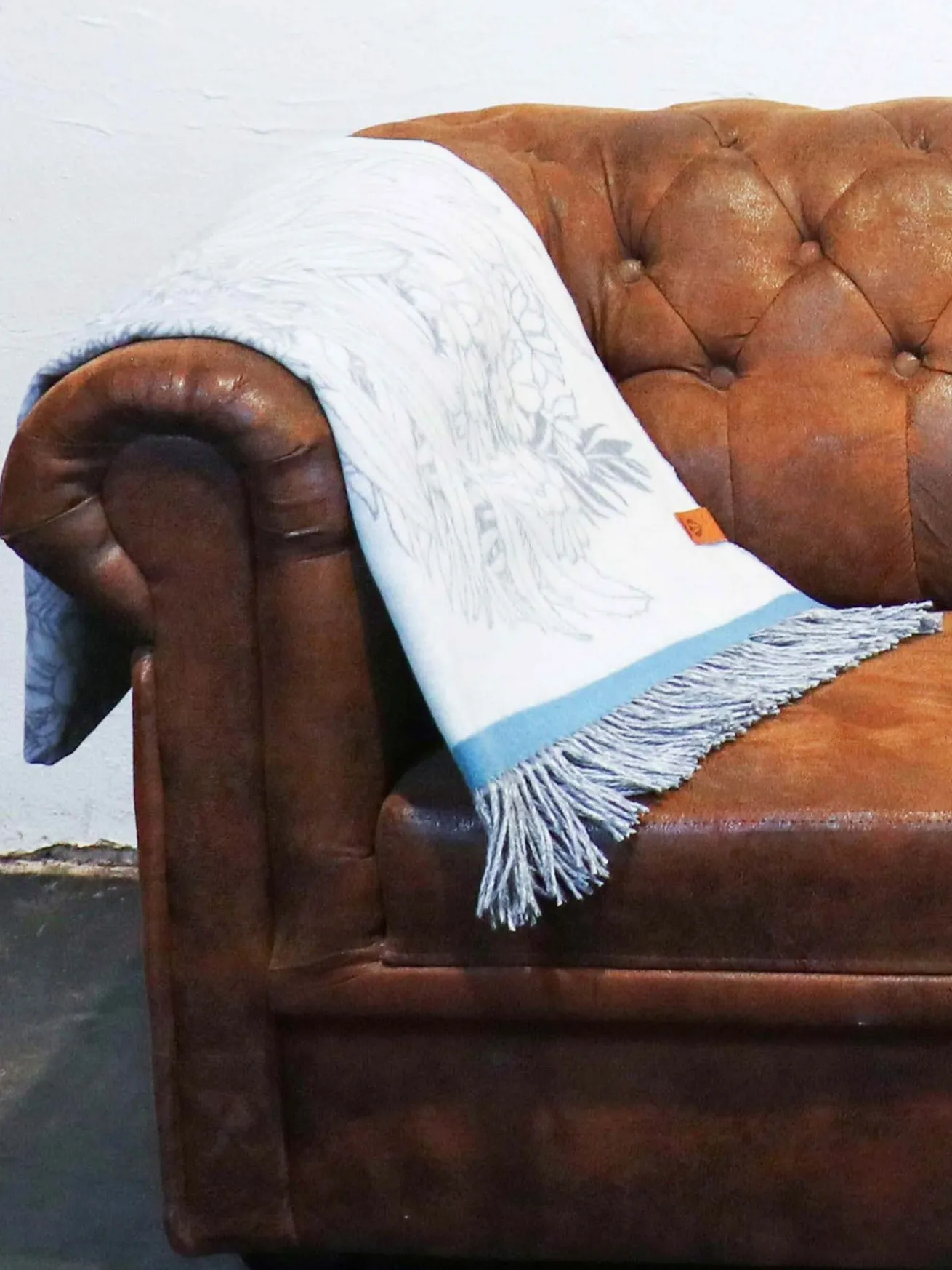 Sustainability Edition - Cashmink-Decke mit Blumen-Design - Made in Germany