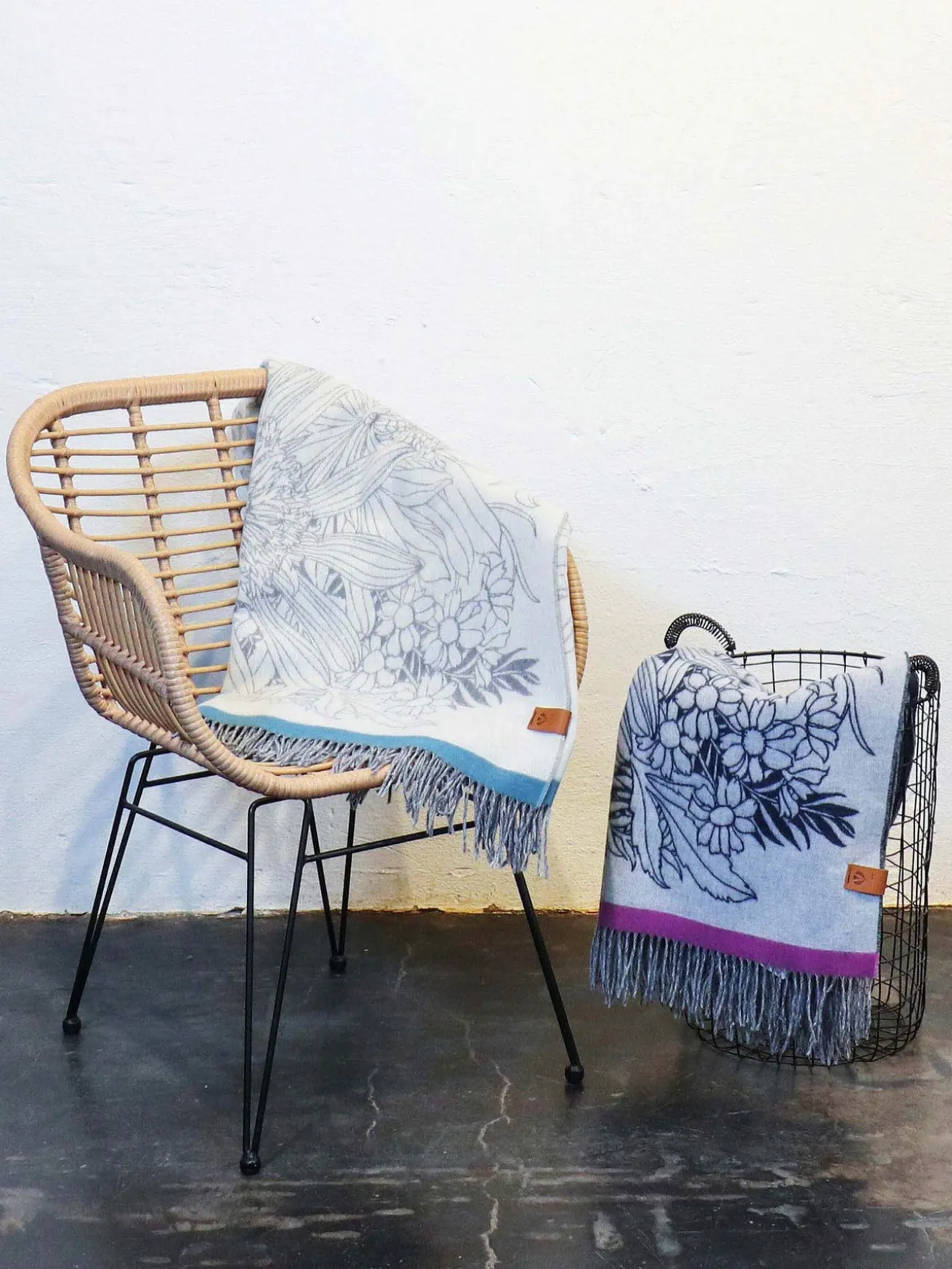 Sustainability Edition - Cashmink-Decke mit Blumen-Design - Made in Germany