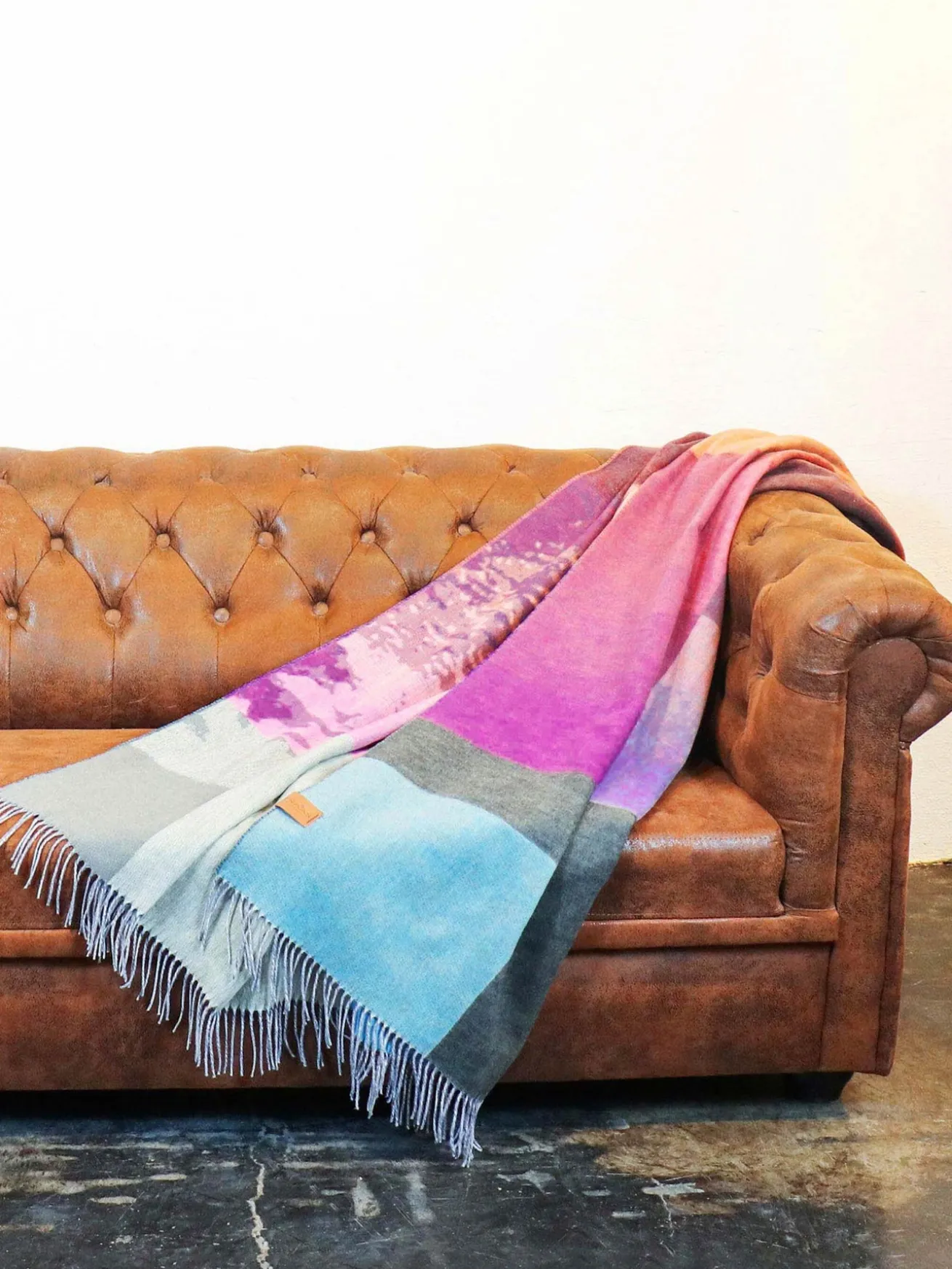 Sustainability Edition - Cashmink-Decke mit Colour Block Design - Made in Germany