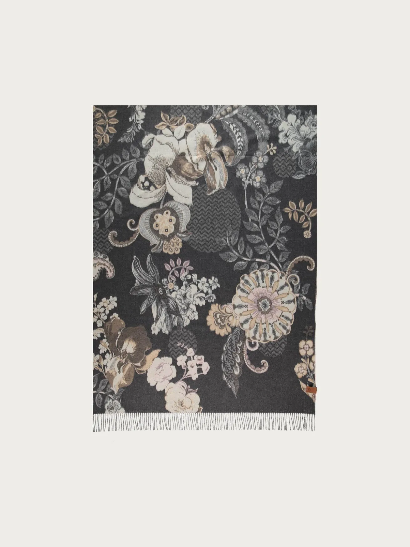 Sustainability Edition - Cashmink-Decke mit Blumenranken-Design - Made in Germany