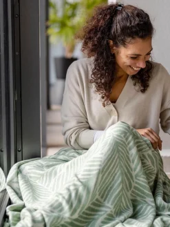 Sustainability Edition - Decke mit Blätter-Design - Made in Germany