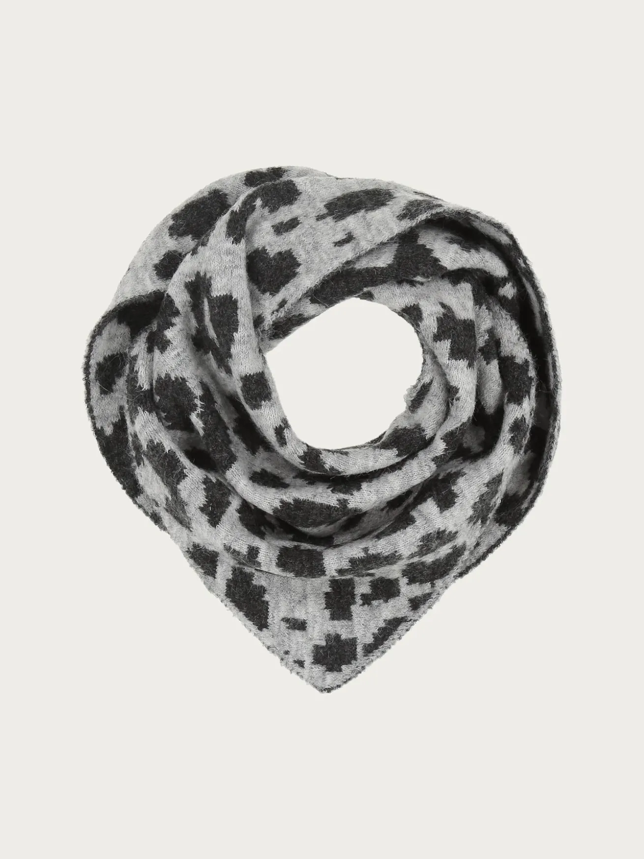 Sustainability Edition - Gestricktes Tuch mit Leo-Design