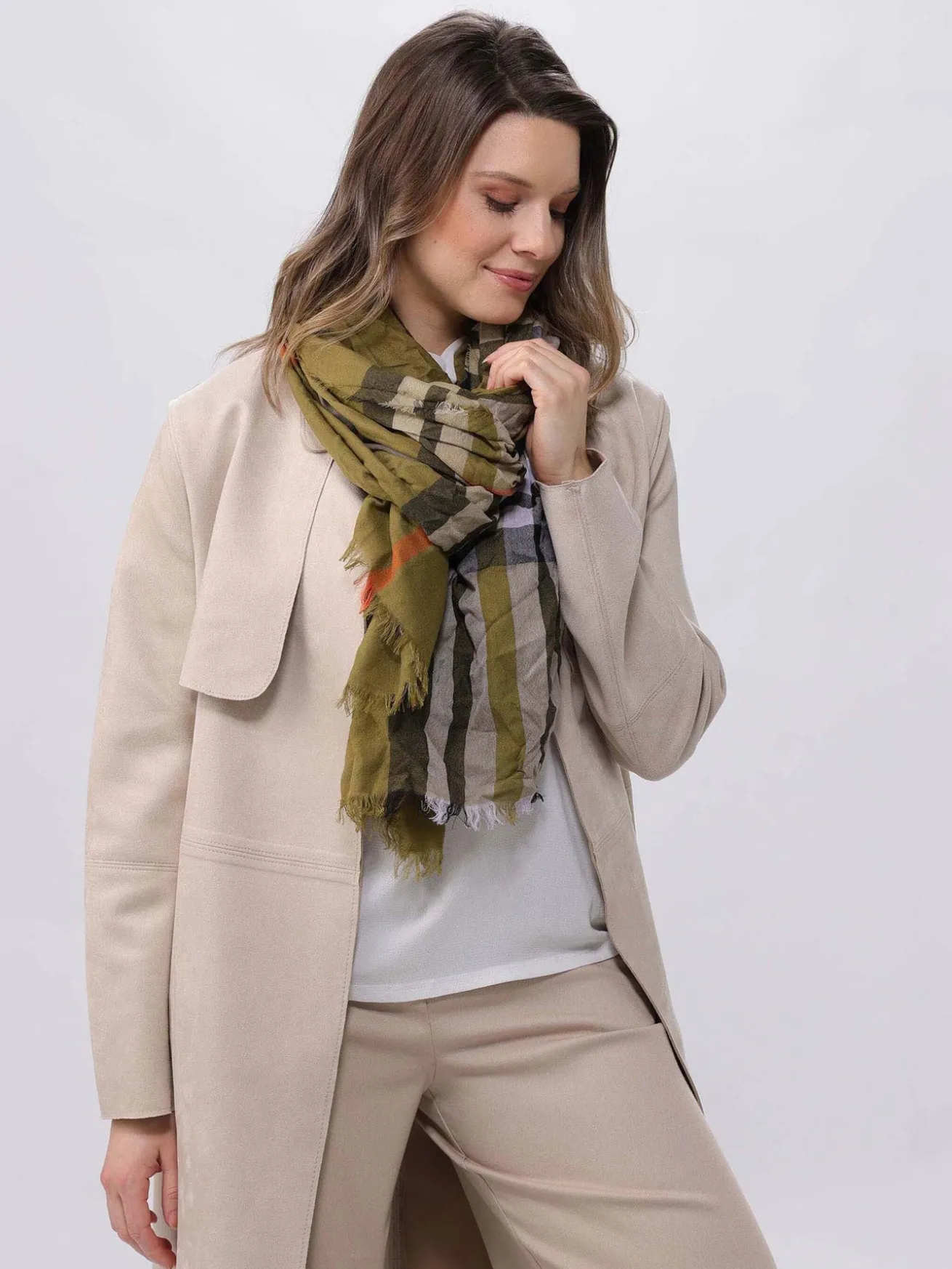 Sustainability Edition - Leichte Stola mit FRAAS Plaid Karo