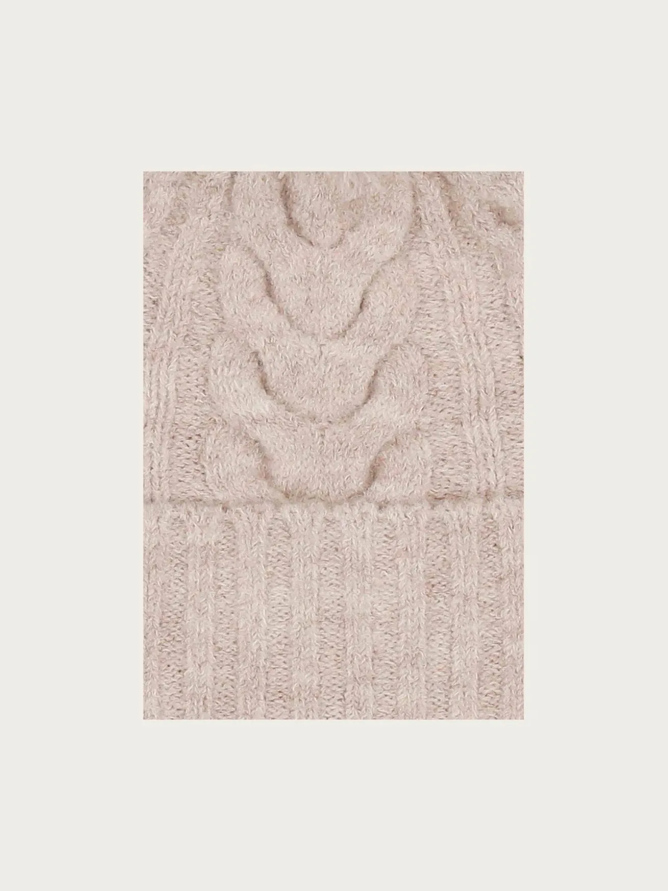 Sustainability Edition - Strickmütze mit Zopf-Mustern