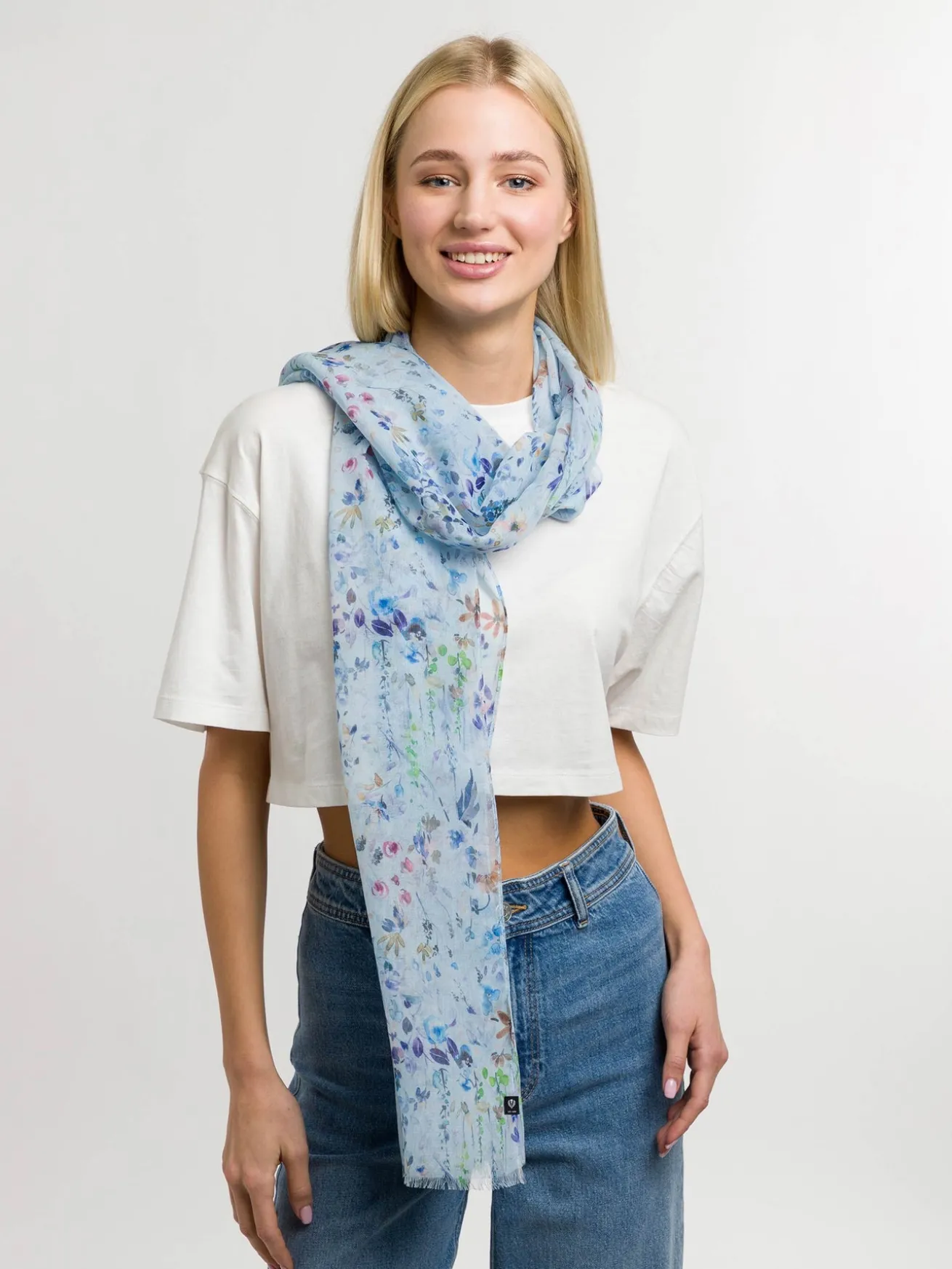 Sustainability Edition - Schal mit zartem Blumen-Design