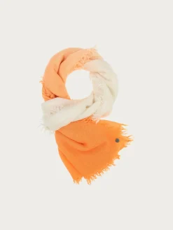 Wollschal im Ombré-Design