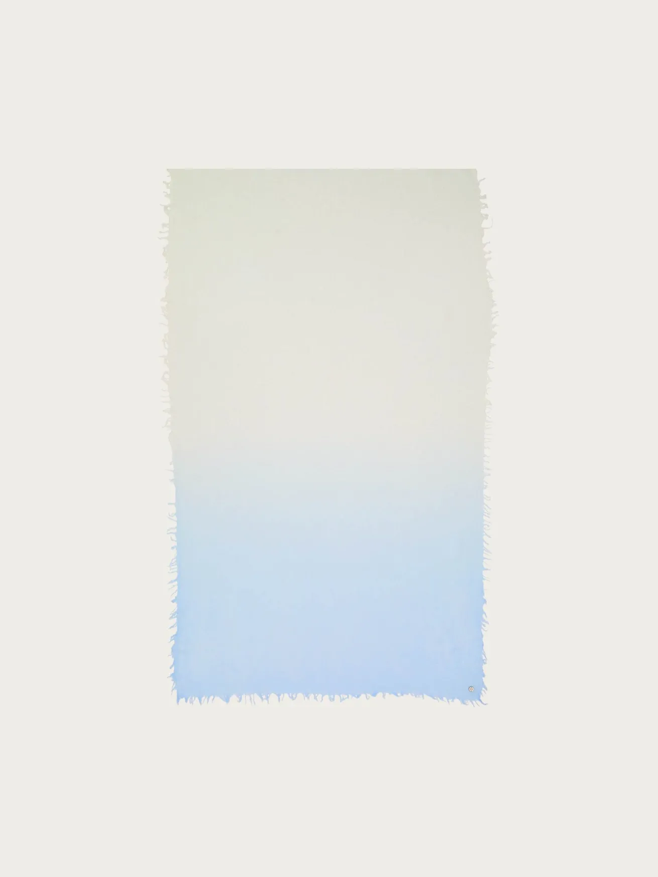 Wollschal im Ombré-Design